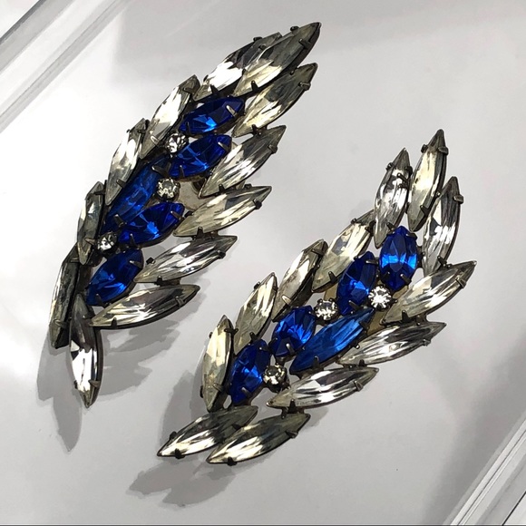 VTG BLUE CLEAR RHINESTONE “WINGED” EARRINGS - Picture 6 of 14